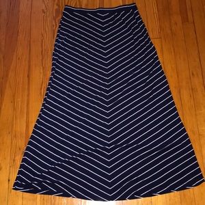 Blue & White Chevron Maxi skirt😍